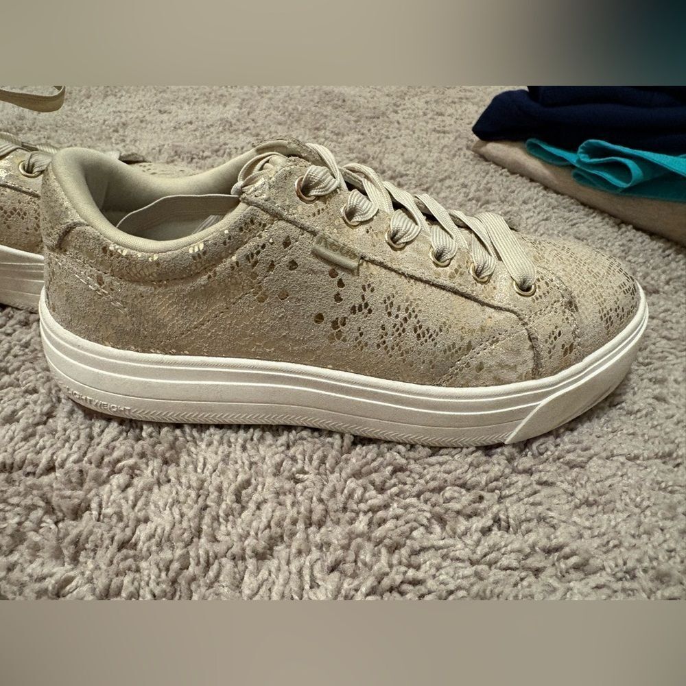 Keds Park Gold Metallic Suede Lace Up Sneakers - Picture 5 of 10